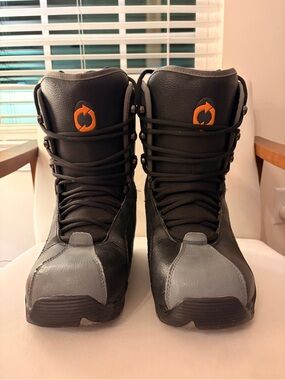 Rome SDS Men's Size 11 Black & Gray Snowboard Boots
